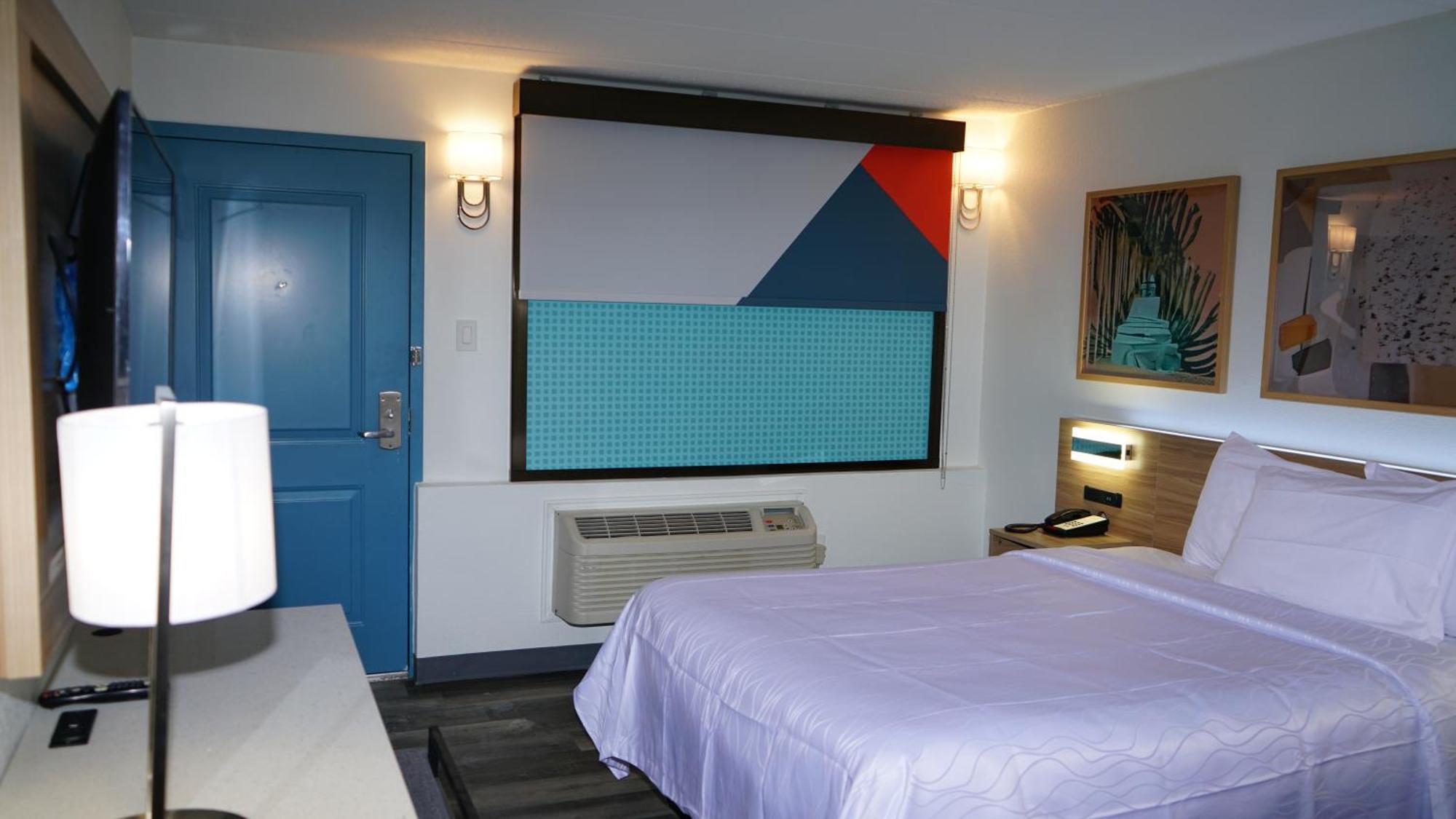 Waterfront Phl Airport 3*
