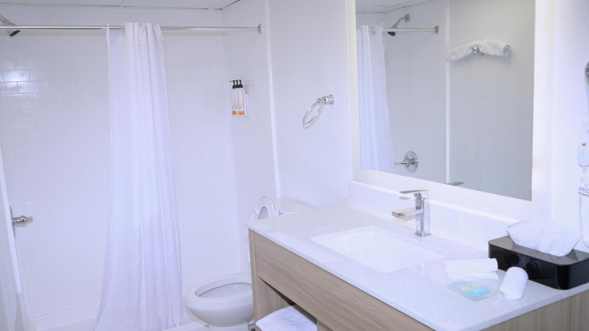 Hotel Waterfront Phl Airport Essington